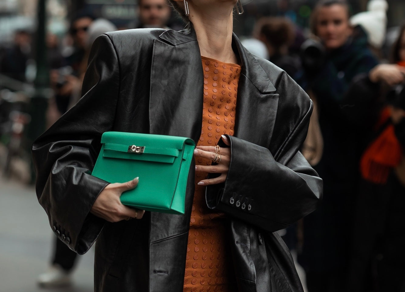 Prive Porter: A Fashion Extravaganza: Hermès Women's Spring/Summer 2024 Show in Paris