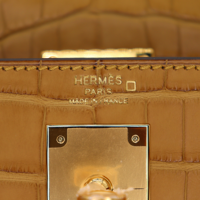 Hermès 28cm Kelly Retourne Kraft Matte Alligator Gold Hardware